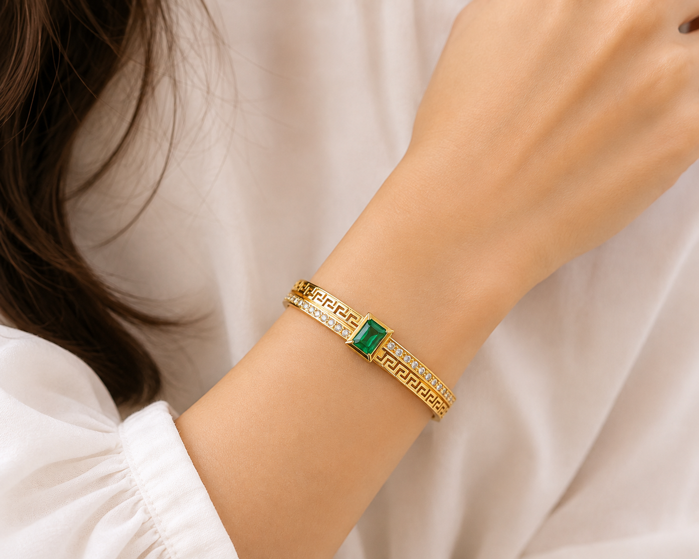 Emerald Green Stone Gold-Plated Crystal Kada Bracelet