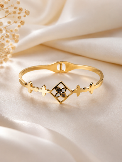 Golden Floral Charm Cuff Bracelet – Elegant Women’s Bangle