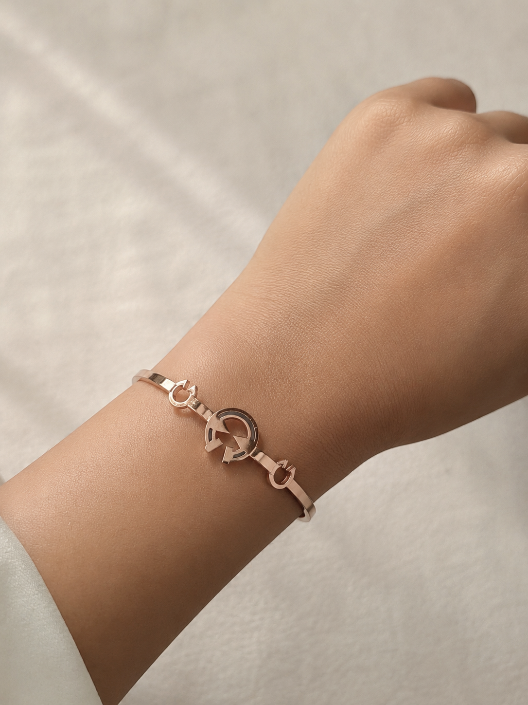 Rose Gold Minimalist Openwork Bangle Bracelet for Women